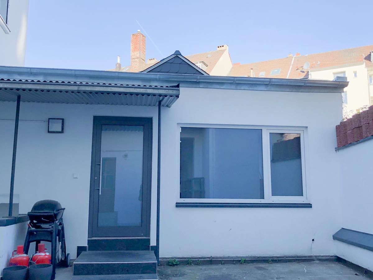 White Lofty Und White Studio Dusseldorf Exterior photo